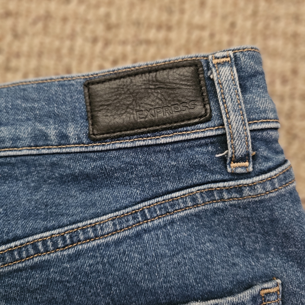 Express High Rise Blue Jeans - Picture 4 of 8